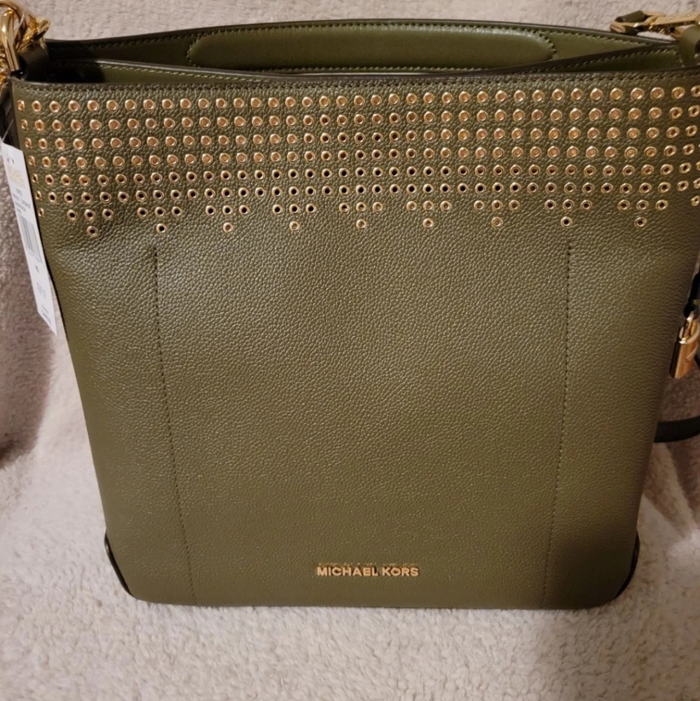 Micheal kors satchel